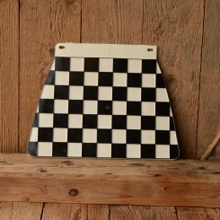 Schmutzfänger kariert, schwarz-weiß, LA 150 mm, Breite oben 170 mm , Breite unten 250 mm, Höhe: 195 mm 