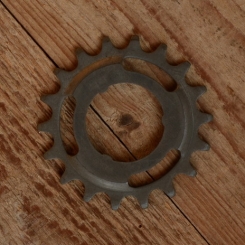 Ritzel 1/2 x 1/8 Steckausführung, "Z=18", anthrazit oder silberfarben, passend für F&S Torpedo- u. div. weitere Freilaufnaben  