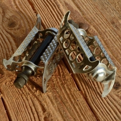 Pedale "FLÜGELPEDAL", Blankteile verchromt, Achshülse schwarz, NOS 