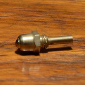 Kugeldrucköler M5 mit Leitrohr, vernickelt 