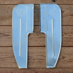 Spritzbleche für "REX Frontmotor" FM34/40/50, REX-geprägt, glanzverzinkt, 2Stck.im Satz 