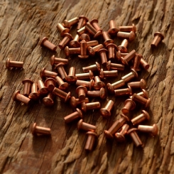 Kupfer Niet, D=3.3/2.0mm L=4mm, ideal zur Befestigung von Emblemen 