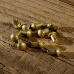 Messing - Niet, D=5.0/3.0mm L=5mm, ideal zur Befestigung von Emblemen 