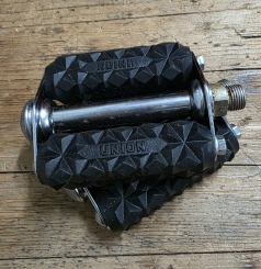 Pedalen "UNION", Damenausführung , Luxus verchromt,  rare alte Neuware,  orig. 30er - frühe 50er Jahre. 