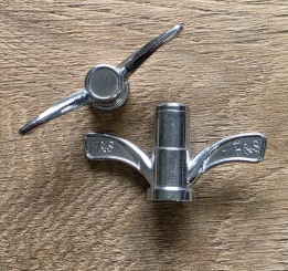 Flügelmutternsatz f. Dreigangnabe F&S Mod 55, 60-70er Jahre Mod. 415/515 u. 80er Modelle , orig. NOS, hochwertige Ausführung, verchr. 