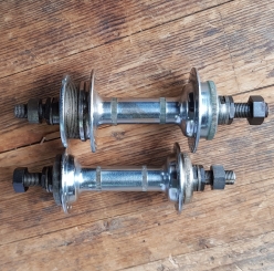 Naben Satz "Bahnrad", 30/50er Jahre, verchromt, ungemarkt, NOS, 36Loch, hochklassiges Modell 