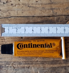 Gummilösung Continental, orig.aus alten Bestand, große Tube (s. Bild), ggf. ohne Inhalt,  
