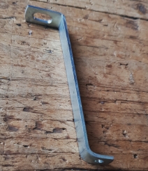 Halteblech für Kettenschutz / Vollkettenschutz, 70-90er Jahre Ausführung, glanzverzinkt, alte Neuware  