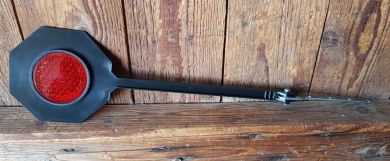 Seitenstrahler zur Nachrüstung , schwarz, abklappbar m. 2 Strahlern (rot und weiß) . 80/90er J. NOS aus Bestand 