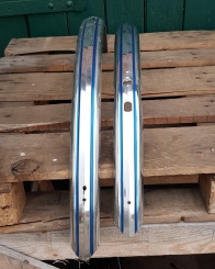 Schutzblech Satz, 28", Herrenausführung für Tourenräder Sporträder etc., silber, blau liniert, Feran-Blech, Breite=55mm 