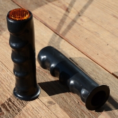 Kunststoffgriff schwarz, 22mm, 70/80er Jahre, mit Reflektor 