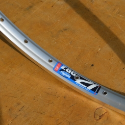 Felge 28 Zoll, "Rigida" Alu ZAC 21 (21-622), Hohlkammerfelge geöst, Breite 26 mm, 36-loch, Ventilbohrung 8,5 mm, NOS, OVP 