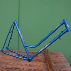 Fahrradrahmen ""Milan" aus der DDR, 26 Zoll, Rahmenhöhe 55 cm, Rahmennummer 9569XXX, Sehr schöner Originallack 