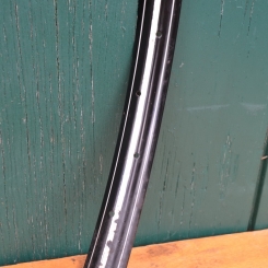 Felge 28 x 1,75, für Drahtbereifung, 36-loch, schwarz, Linierung weiß 