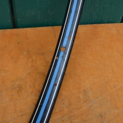 Wulstfelge 26 x 1 ½, 36-loch, Breite 33 mm, Linierung blau/weiß, 
