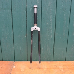 Fahrradgabel 28 Zoll, Schaftlänge 210 mm, Gewindelänge 30 mm 