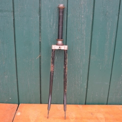 Fahrradgabel 28 Zoll, Schaftlänge 215 mm, Gewindelänge 110 mm, 