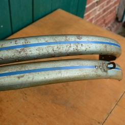 Schutzblechsatz "Buschkamp" 28 Zoll, silber, Linierung blau/weiß 