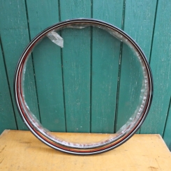 Wulstfelgensatz 28 x 1,5, Linierung rot/weiß, 36-loch, Breite ca. 32 mm, NOS 