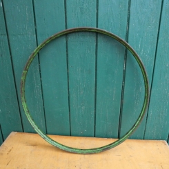 Felge für Drahtbereifung 28 x 1,75 - 2,00; Breite 38 mm, Patina, grün überstrichen, WWII 