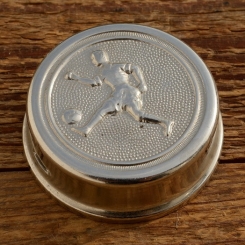 Fahrrad Klingel Deckel "FUSSBALLER", orig. 50/60 er Jahre, vernickelt, ohne Unterteil, ggf. Gebrauchsspuren, siehe Bilder 