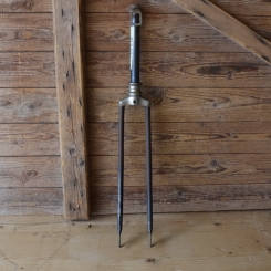 Gabel 28 Zoll Opel orig. 30er Jahre unrestauriert, Schaftlänge 235 mm, Weite oben 58 mm, Zustand siehe Bilder 