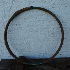 Drahtfelge 28 Zoll, 36-loch, grüngrau mit Linierung grün-weiß 