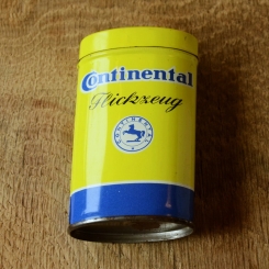 Flickzeug Blechdose "CONTINENTAL" orig. 50er Jahre, 83 x 48 x 25 mm, ohne Inhalt 