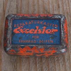Flickzeug Blechdose "EXCELSIOR" orig. 30 er Jahre, 59 x 39 x 19 mm, ohne Inhalt 