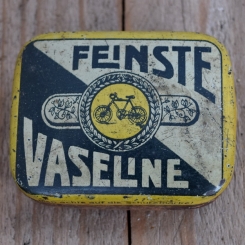 Blechdose "FEINSTE VASELINE" orig. 20 er Jahre, 60 x 48 x 22 mm, ohne Inhalt 