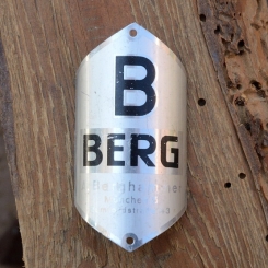 Steuerkopfschild BERG, München, 30-50er Jahre, Originalschild aus Sammlungsbestand 