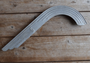 Kettenschutz "GREIF & SCHLICK", Länge c.a. 34 cm, orig. 60er J., unrestaurierter Zustand gem. Bildern 