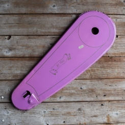 Kettenschutz Hollandrad, 26 Zoll, Moleskin Lacktuch, rosa, orig. NOS, L=59cm, Mitte Mitte Loch=42cm 