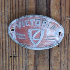 Steuerkopfschild VICTORIA, 50er Jahre, Originalschild aus Sammlungsbestand 