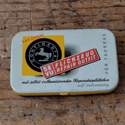 Flickzeug Blechdose "CONTINENTAL" orig. 50er Jahre, 78 x 50 x 15 mm, ohne Inhalt 