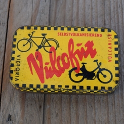 Flickzeug Blechdose "VULCOFUX" orig. 50er Jahre, 79 x 50 x 14 mm, ohne Inhalt 
