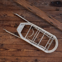 Gepäckträger, ca. 36 x 16cm, orig. 30er Jahre, weiss überstrichen, passend für 26/28er Fahrräder 