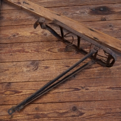 Gepäckträger,Bandeisen, ca. 31 x 17cm, orig. 30er Jahre, gebr., passend für 26/28er Fahrräder 