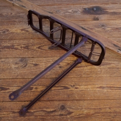 Gepäckträger, orig. 30er-50er Jahre, weinrot, Profilblech, für 26 Zoll, NOS 