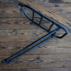 Gepäckträger, orig. 30er-50er Jahre, schwarz, breite Ausf., gebr. 