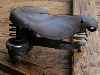 Sattel Damen, WITTKOP, für Tourenrad, Leder, braun, Gestell verchromt, original 30er Jahre, gebr. 