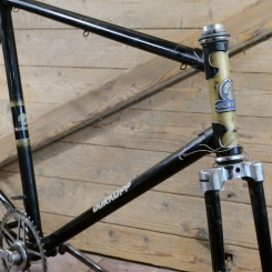 Fahrradrahmen DÜRKOPP, Herrenausführung für Sportrad, 26 Zoll, 1950er Jahre, schwarz, Linien gold, gebr. 