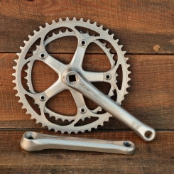 Kurbelgarnitur SHIMANO, für Schraublager mit Vierkant-Achse, original 80er J., Alu, gebr. 