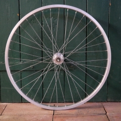 Hinterrad, Bj. 1992, 24 Zoll (507mm), für Jugend-MTB, Alu-Felge silber, MAILLARD-Nabe, neuwertig 