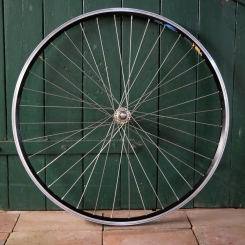 Vorderrad, 28 Zoll (622mm), EXAL/GUDEREIT LX 17 Alu-Felge schwarz, Hohlkammer, SOVOS-Nabe, NOS 