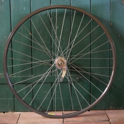 Hinterrad, 28 Zoll (622), für Tourenrad, REGIDA Laser 400 Alu-Felge, F&S 3-Gang Nabe, gebr. 