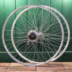 Laufradsatz WEINMANN ZAG 19, 26 Zoll (559), Alu-Hohlkammerfelge für Drahtreifen, Naben: IDEAL/SHIMANO inter7, NOS 