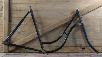 Fahrradrahmen Möve, Damenausführung, 28 Zoll, DDR 1950er J. 