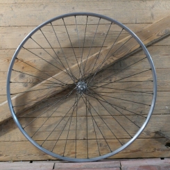 Vorderrad für Wulstbereifung 26 Zoll (571), 30er J., MAYWEG-Felge Alu, F&S-Nabe verchromt, gebr. 