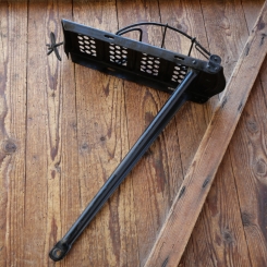 Gepäckträger, Prägeblech, ca. 35 x 13cm, orig. 20er/30er Jahre, schwarz, gebr. 